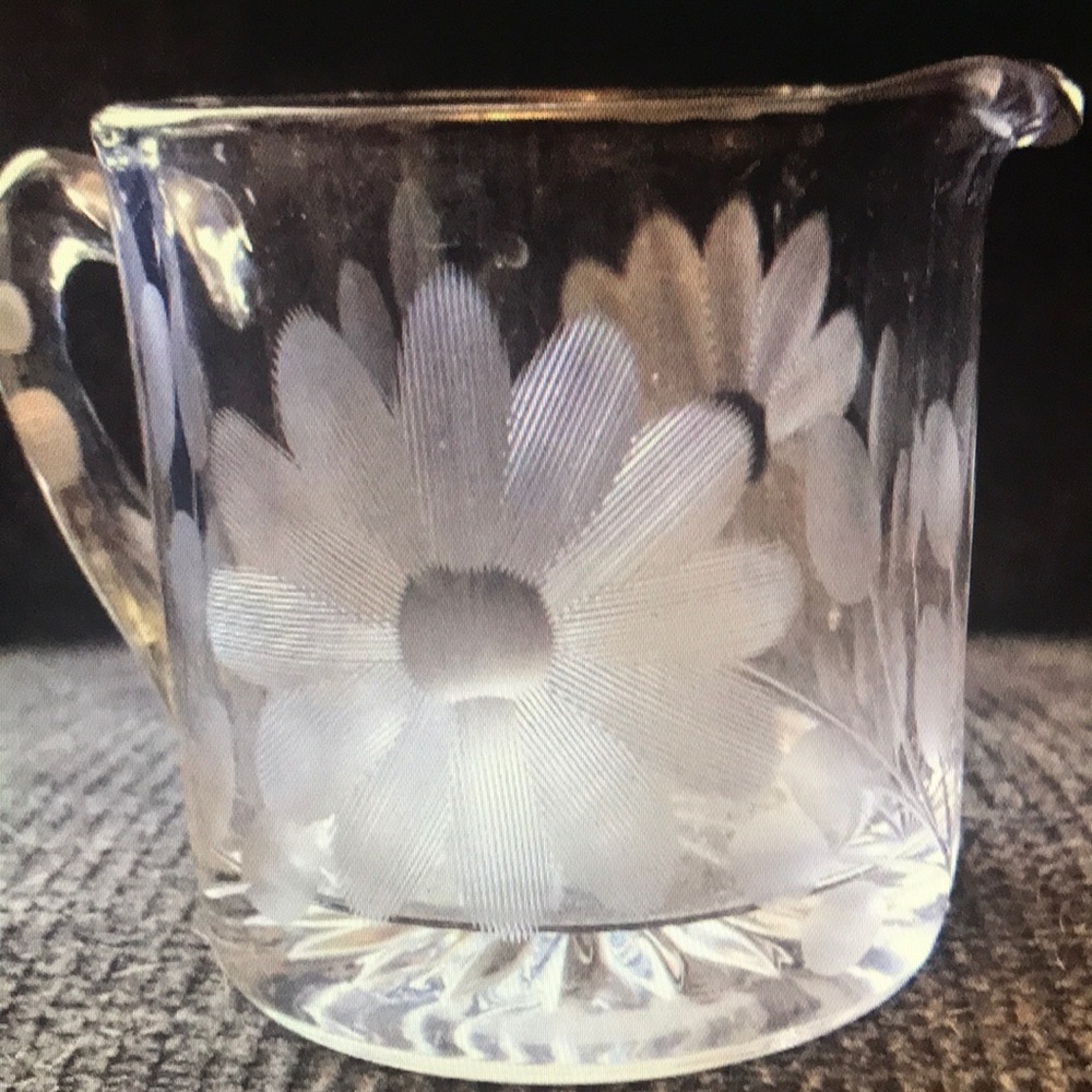 MCM VTG etched FLORAL FANCY GLASS Cream & Sugar Set MCM starting to purple DAISY